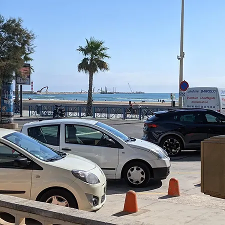 T2 Climatise, 5 Pers, Parking Protege, Front De - Fr-1-797-38 * Port-la-Nouvelle