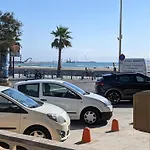 T2 Climatise, 5 Pers, Parking Protege, Front De - Fr-1-797-38 * Port-la-Nouvelle